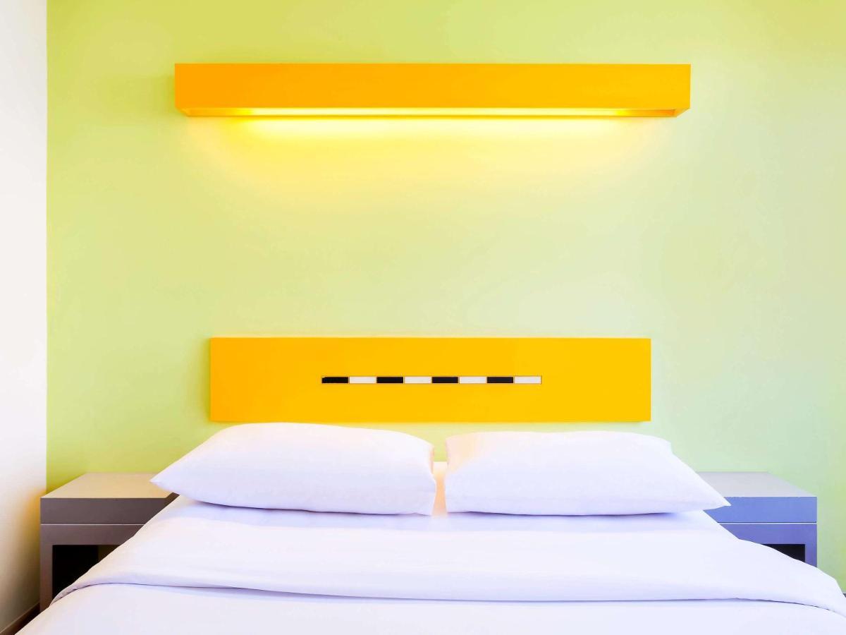 Ibis Budget Jakarta Cikini Exteriör bild