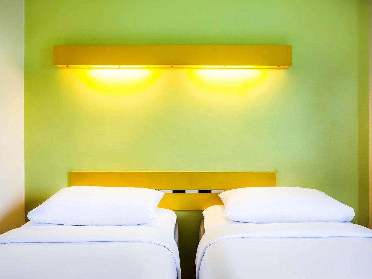 Ibis Budget Jakarta Cikini Exteriör bild